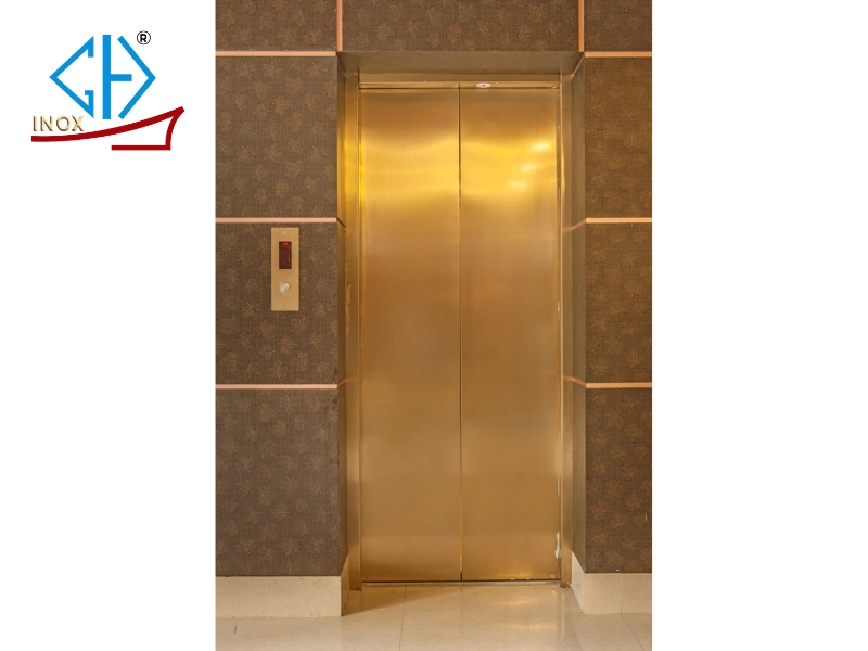 Ưu điểm nổi bật của tấm inox thang máy xước vàng trong thiết kế kiến trúc