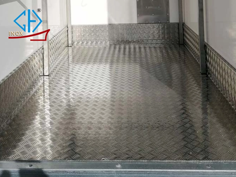 Ưu điểm của sàn inox chống trượt kho lạnh