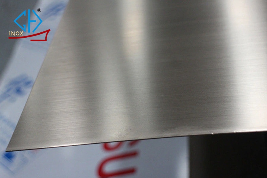 Inox sọc nhuyễn là gì? Đặc điểm, ứng dụng và địa chỉ mua uy tín