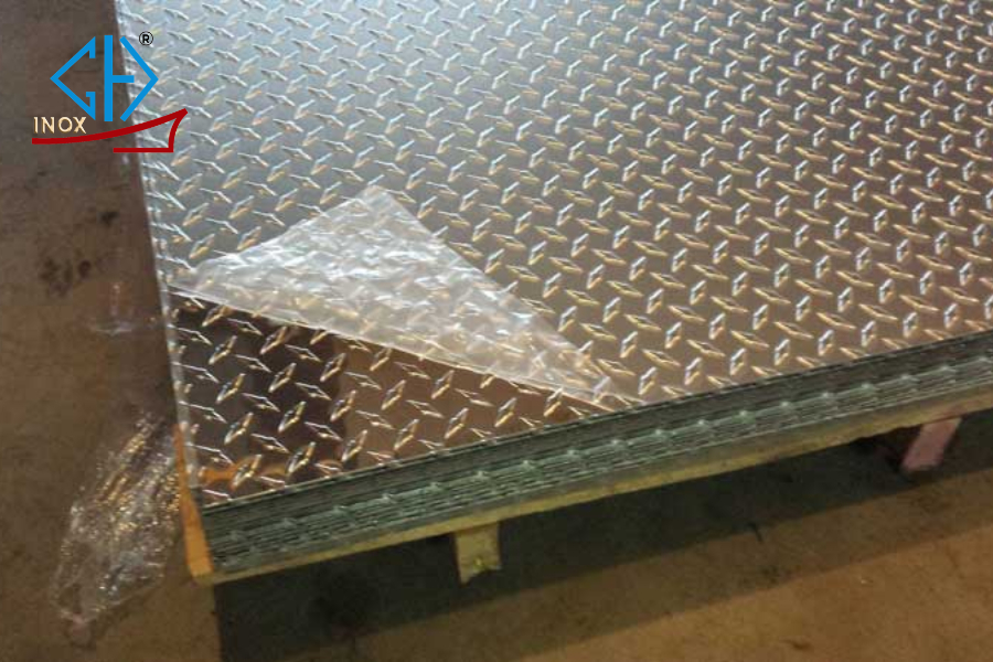 Tấm Inox Caro Chống Trượt Chất Lượng Cao Giá Tốt Tại Xưởng