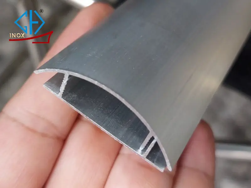 nẹp bán nguyệt inox