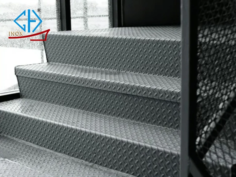 Ứng dụng của tấm inox 201 chống trượt